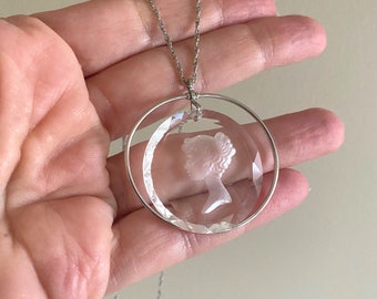 Vintage Glass Intaglio Cameo Pendant Necklace, Victorian Revival Cameo Necklace, Etched Glass Cameo, 1970s Victorian Revival Necklace, 19" L