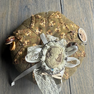 Vintage Handmade Olive Green Wool Pin Cushion, 7&quot; Round Embroidered Cameo Antique Spool & Buttons Adorned Pincushion, Needle Cushion,