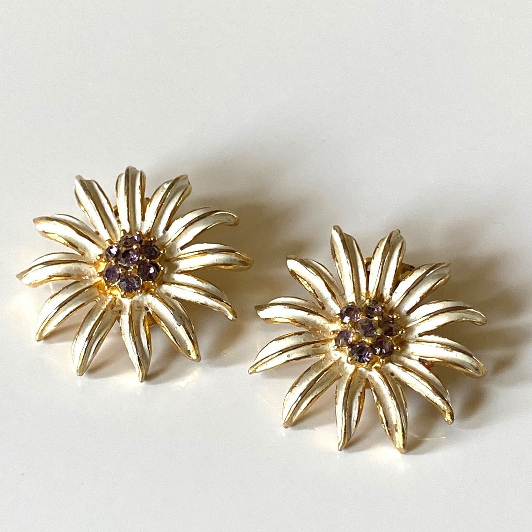 Vintage Weiss Daisy Floral Clip on Earrings, Purple Rhinestone Daisy or ...