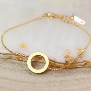 Bracelet Gold Circle - AVENUE JEWELRY