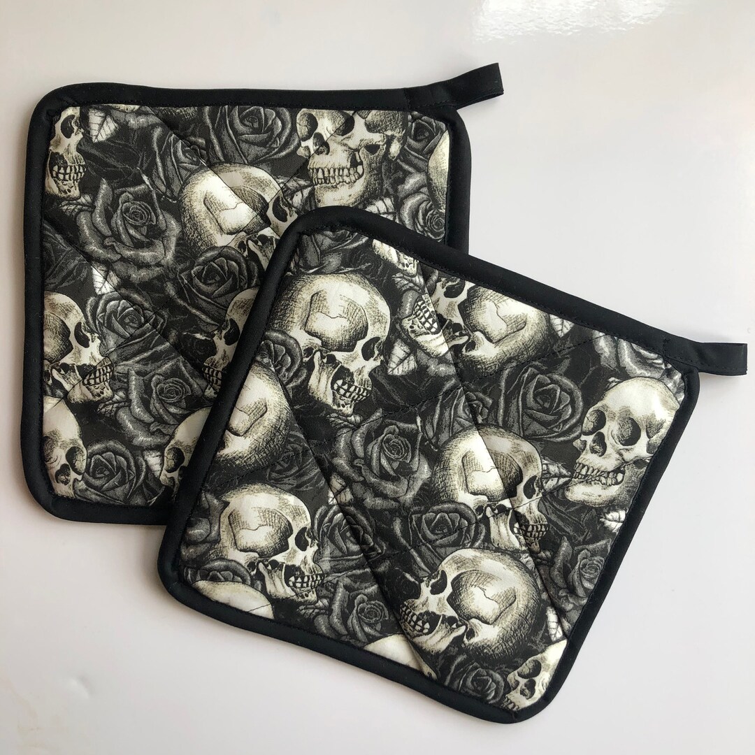 Two Pot Holders, Gothic Home Decor, Skulls and Roses, Black Kitchen ...