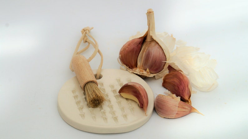 EnglishSpiceGarden Garlic and Ginger Grater - Thumbnail 5
