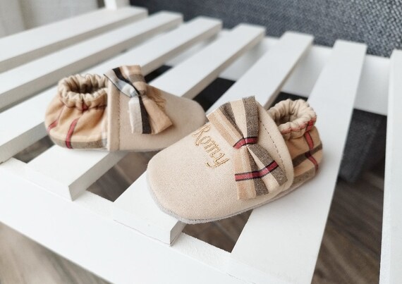 Personalized cheap embroidered slippers