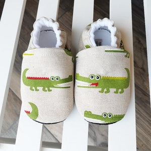 Crocodile slippers -  France