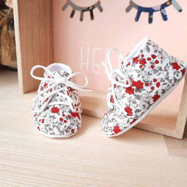 Chaussons bébé liberty rouge semelles antidérapantes