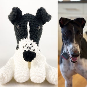 Personalisierter gehäkelter Greyhound / Whippet / italienisches Windspiel - personalisiertes gefülltes Haustierspielzeug, Geschenke für Hundebesitzer