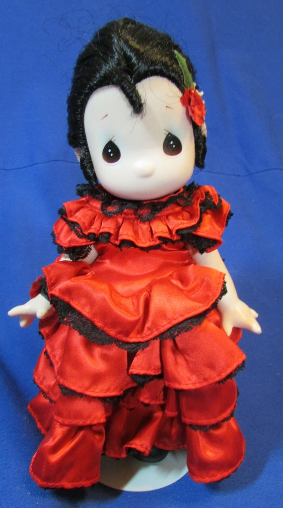 precious moments children of the world dolls