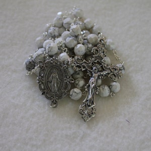 Rosary Beads, Holy Rosary, Miraculous Medal 8mm white Howlite beads