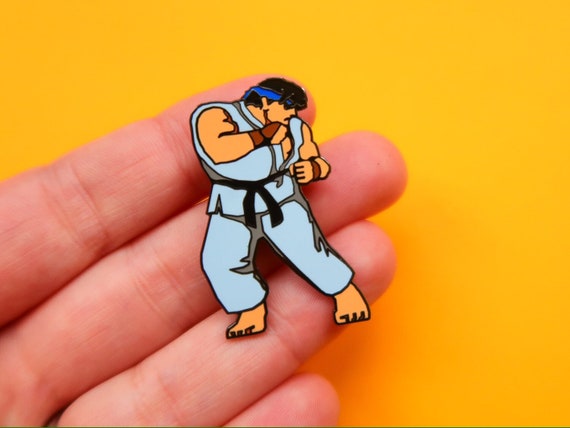 Ryu Street Fighter 2 Hard Enamel Pin Arcade Gaming Badge - Sega