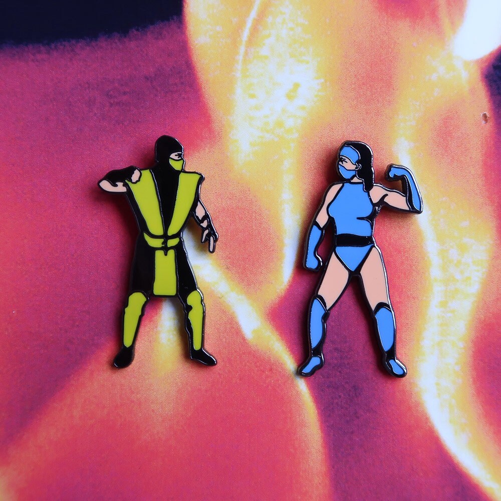 KMNZ KMNPARTY Pins NERO TINA LITA ピンバッジ Kitana Mortal Kombat Ninja Hard Enamel Pin - Arcade Gaming Badge
