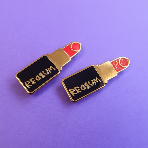 Anstecknadel Mit Echtem The Shining Redrum Logo – Sammlerstück Für Filmfans