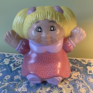 VTG Cabbage Patch Kids doll mold figurine - hand painted DIY work - plasterware mold 1982 - kitsch decor - collector - figurine
