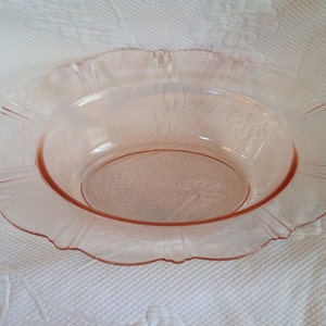 MacBeth Evans &quot;American Sweetheart&quot; veggie plate - serving dish - pink depression glass - collection - pink // Made in the United States
