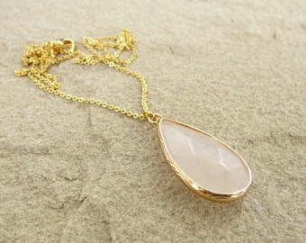 Rose Quartz Necklace Healing Pink Crystal Necklace for Women Rose Quartz Drop Pendant Long Gold Necklaces Rose Quartz Jewelry Gift for Women