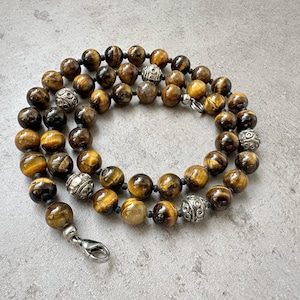 Tiger Eye Necklace, Natural Tiger Eye Jewelry for Men & Women, Gold Brown Beaded Necklace, 8mm Tiger&#39;s Eye Necklaces, Hand Knotted Necklace