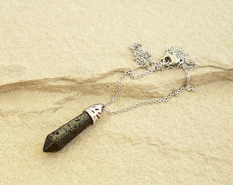 Collana con pietra lavica - Italia