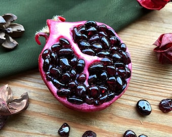 Garnet Pomegranate brooch Luxury garnet jewelry Coat Jacket Gemstone Statement Large round pin Woman accessory Botanical Vegan jewelry