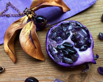 Collar de amatista y granada: hojas doradas, colgante vegano, diosa Perséfone, piedra de nacimiento de febrero, joyería morada.