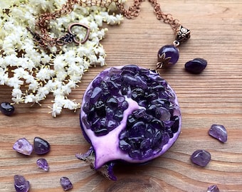 Collar de granada y amatista: colgante de fruta morada, piedra natal de febrero, joyería de Perséfone para disfraz de Halloween.