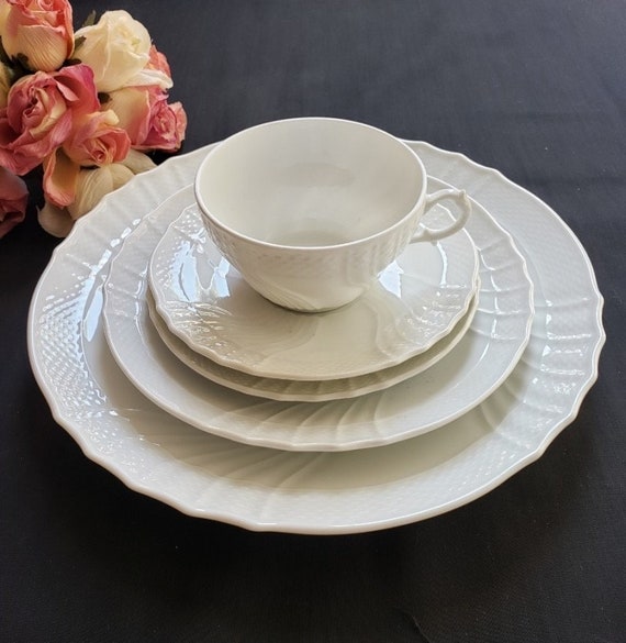 Gucci Vecchio Ginori Bianco White Porcelain Dinner Set