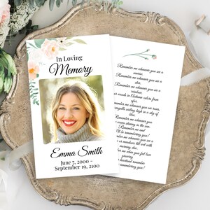Carte de prière commémorative, Célébration de la vie, Carte funéraire In Loving Memory, Blush Peach Floral, Modèle Corjl modifiable PPF700