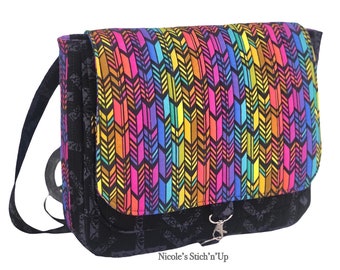 Mini Crossbody Message Handbag Black/Pink Andover Snake Embossed Pattern Bags 