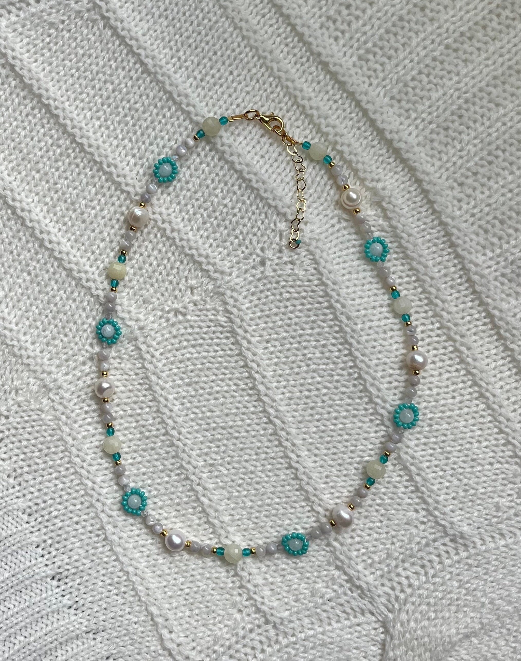 【U LAN】24SS★ [LAN ARCHIVE] Ocean Flower Beads Necklace 투플랜[LAN ARCHIVE] Ocean Flower Beads Necklace