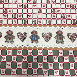 Dianna Marcum Grandma’s Gingerbread Checked Border Print Hearts Green Red Beige Retired BTY