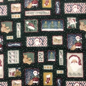 Santa Patch Kerst Katoen Stof Vrolijk Kerstfeest Vreugde Noel Teddybeer Snoepgoed Donkergroen Daisy Kingdom BTY