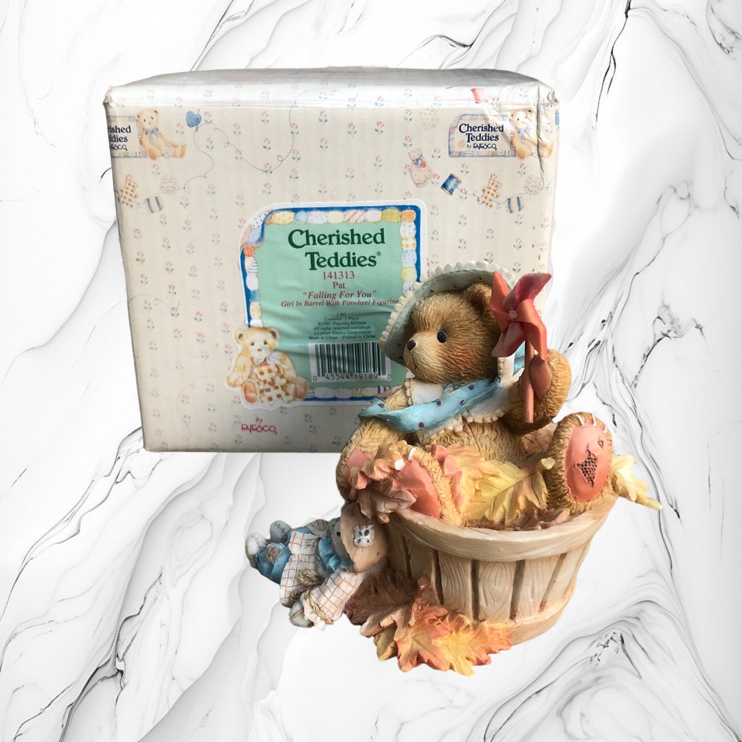 Cherished Teddies Pat Falling for You Figurine Enesco 141313 P.