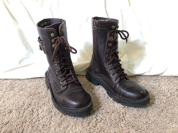 army walking boots