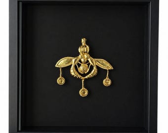 Malia Bee Pendant Replica – Gold Plated Bronze in Wooden Frame with Glass – Ancient Greek Minoan Jewelry Artifact – Gift Box Included