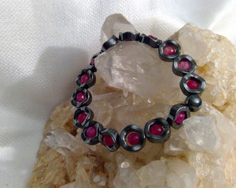 Genuine Crystal Dark Pink Agate & Hematite Bracelet 7.0" (1558)