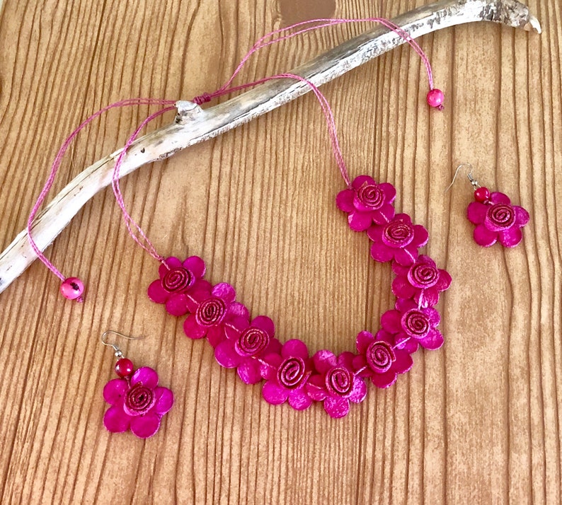 Eco-friendly Flowers Orange Peel Necklace and Earrings Set New Bio-degradable Peruvian Handmade Set. Organic