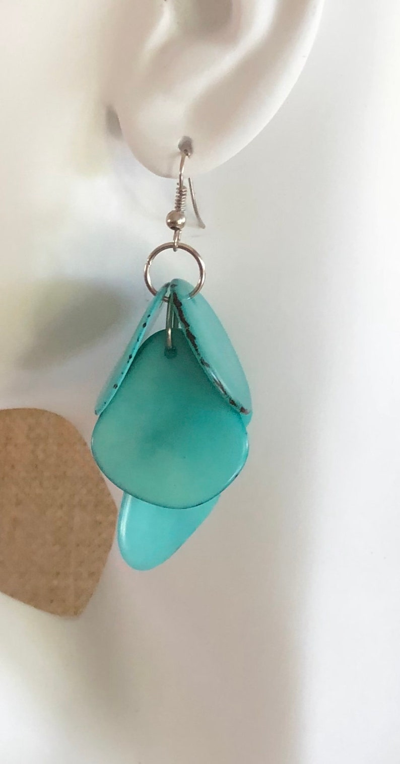 Bio-degradabl Peruvian Handmade Set. Eco-friendly Organic Aquamarine Tagua Nut Statement Necklace and Earrings Set New