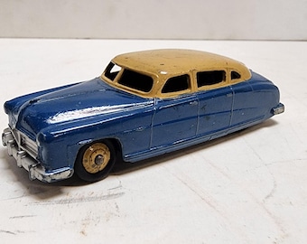 1950's Vintage Dinky Toys , Meccano LTD, # 162 Ford Zephyr Saloon