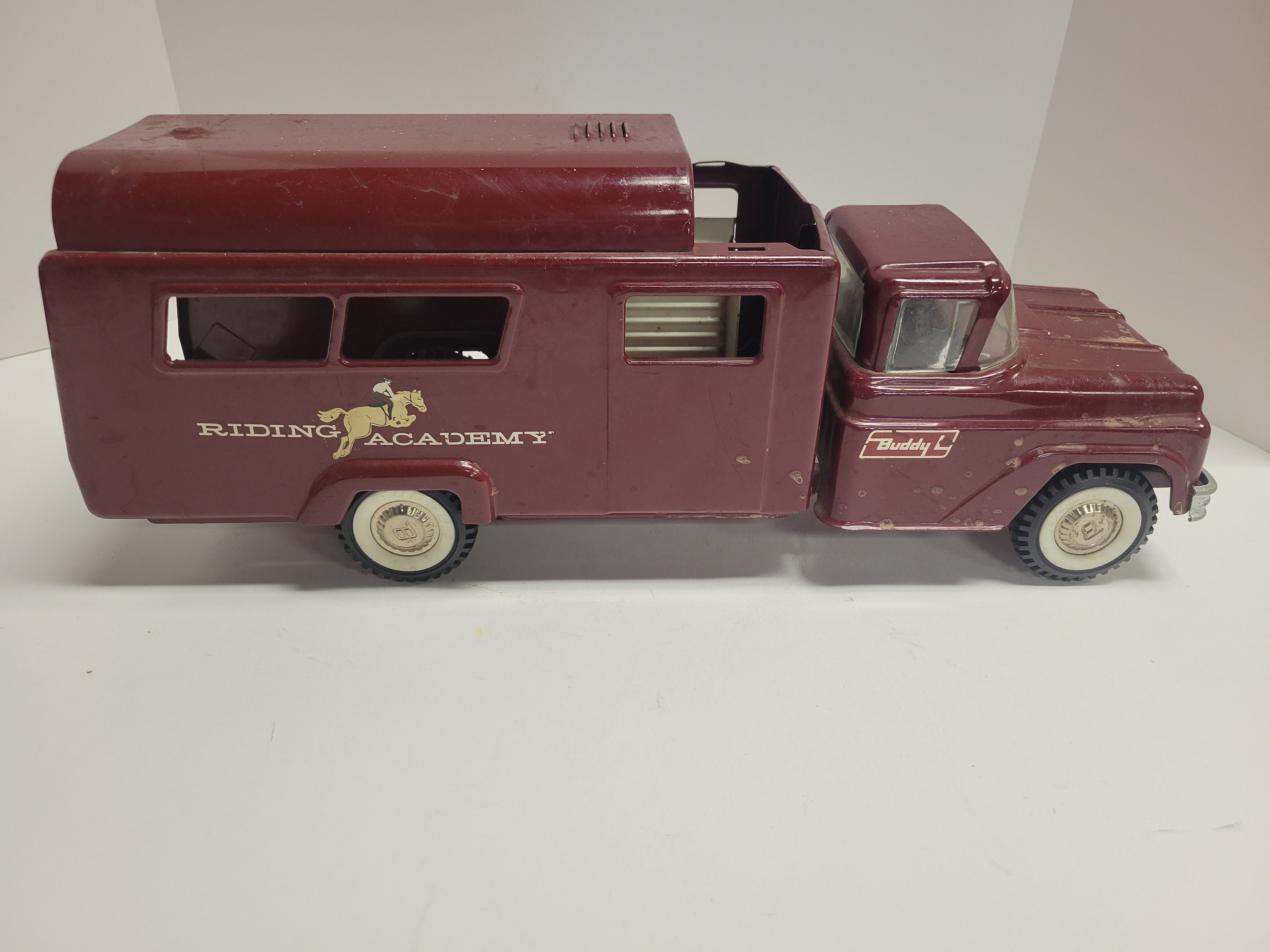 Vintage Original Pressed Steel Buddy L Riding Academy Horse Truck