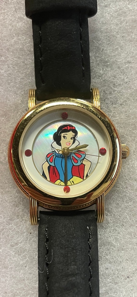 1990-s-disney-princess-timepiece-collection-snow-whit-gem