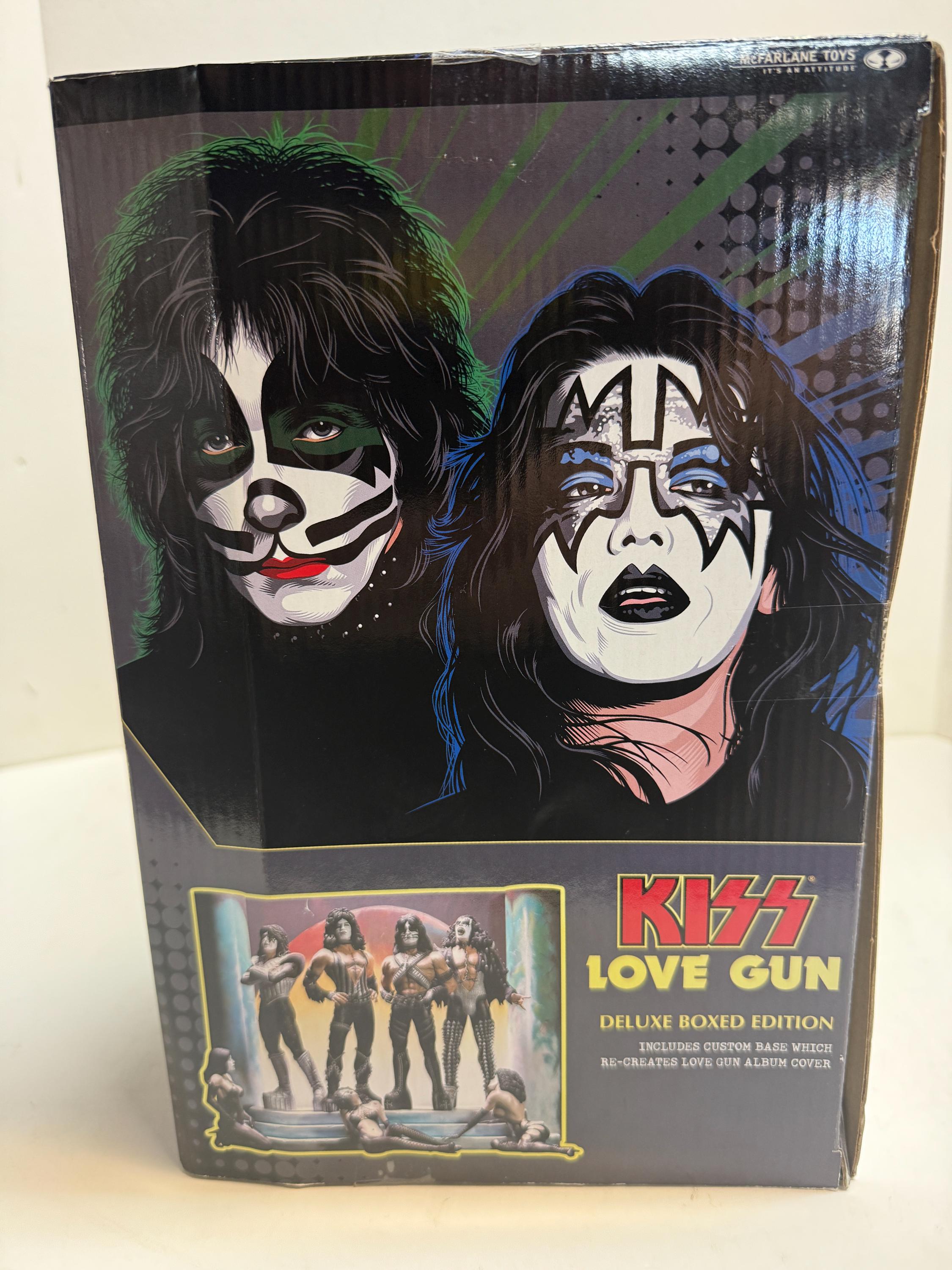 マクファーレントイズ　KISSラブガンDX　BOX　エディション　フィギュア Kiss Love Gun Action Figures - McFarlane - Deluxe Boxed Edition