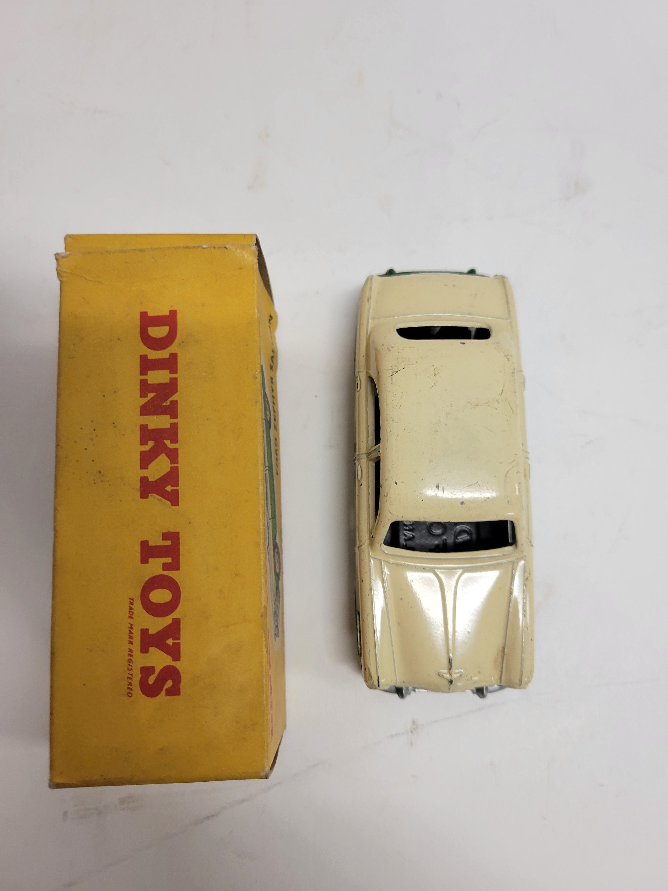 1950's Vintage Dinky Toys , Meccano LTD, 162 Ford Zephyr Saloon Toy Car, 2 Tone Paint With Original Box Made in England - Etsy 1950's Vintage Dinky Toys , Meccano LTD, 162 Ford Zephyr Saloon Toy Car, 2 Tone Paint With Original Box Made in England - Etsy