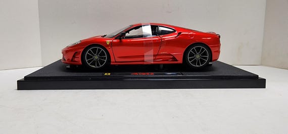 Ferrari 430 Scuderia Hot Wheels Super Elite 1/18scale, Red