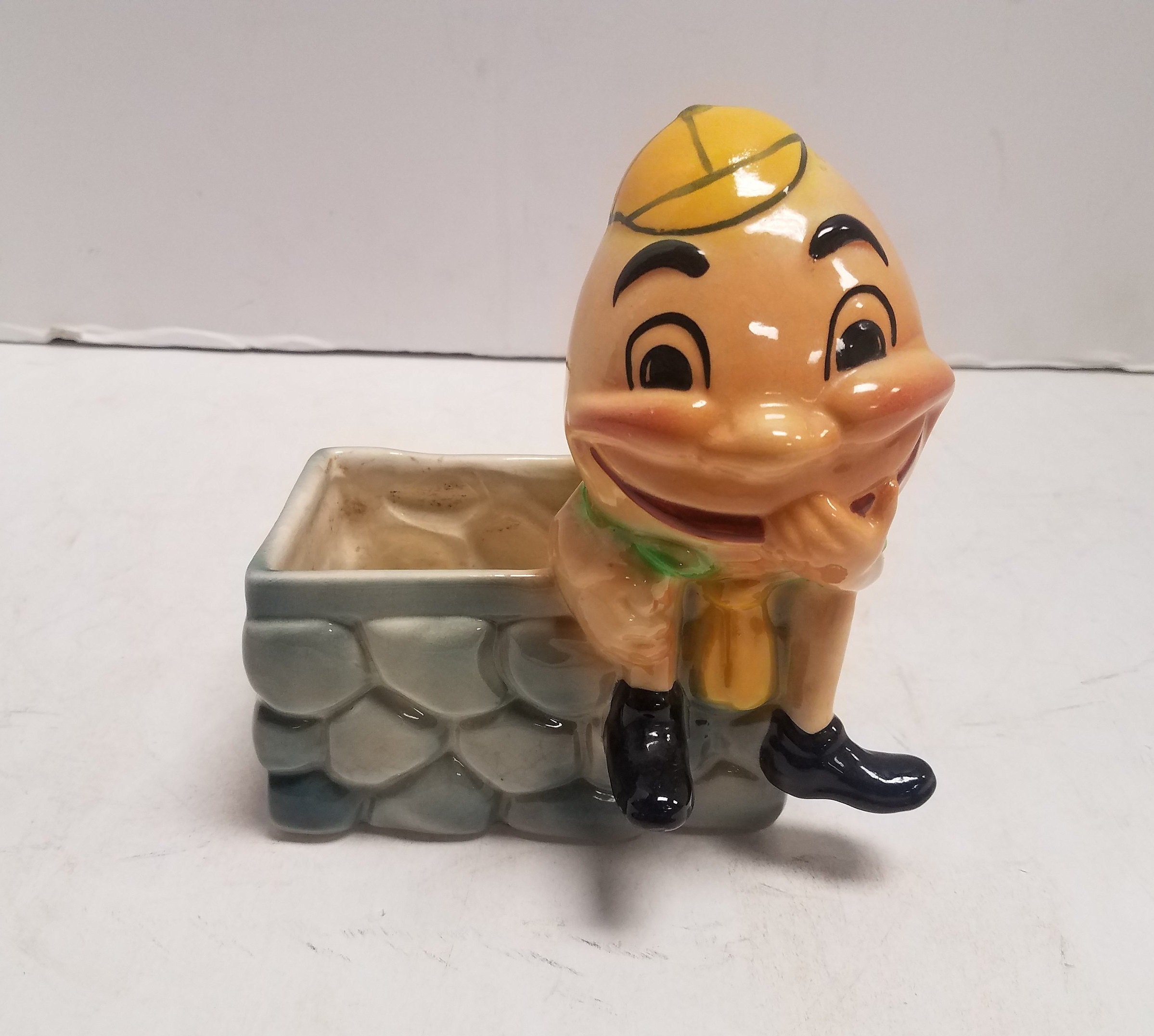 Vintage Antique Humpty Dumpty Sat on a Wall Ceramic Planter. - Etsy