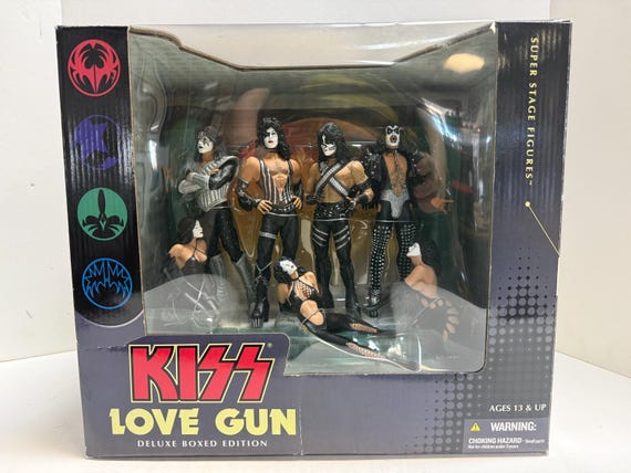 2004 KISS Love Gun Deluxe Boxed Edition Figure Super Stage