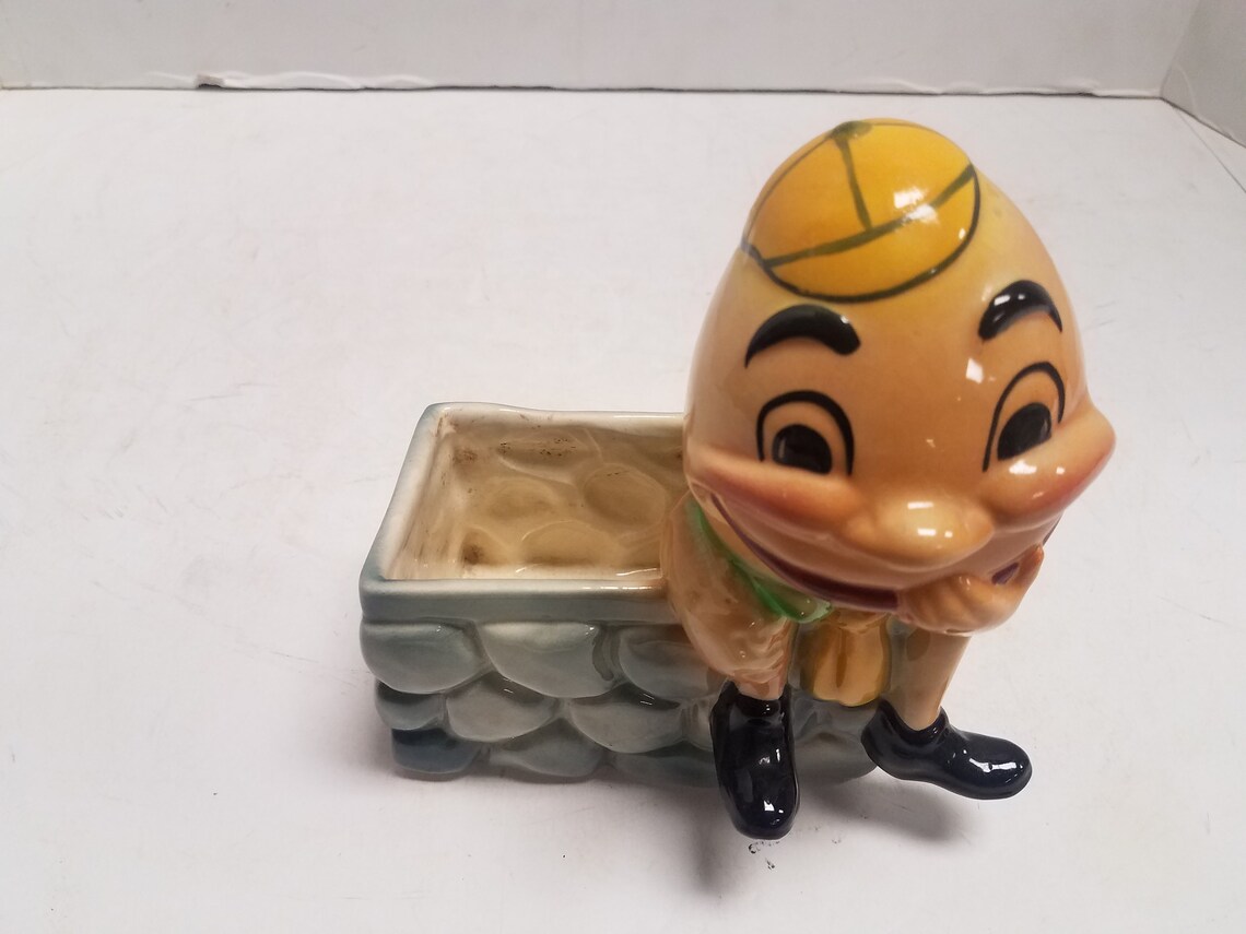 Vintage Antique Humpty Dumpty Sat on a Wall Ceramic Planter. - Etsy