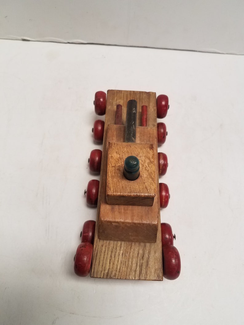 223S VERY RARE Vintage Antique Wooden USA Army Tank Division Pull Toy by Cass Toys No