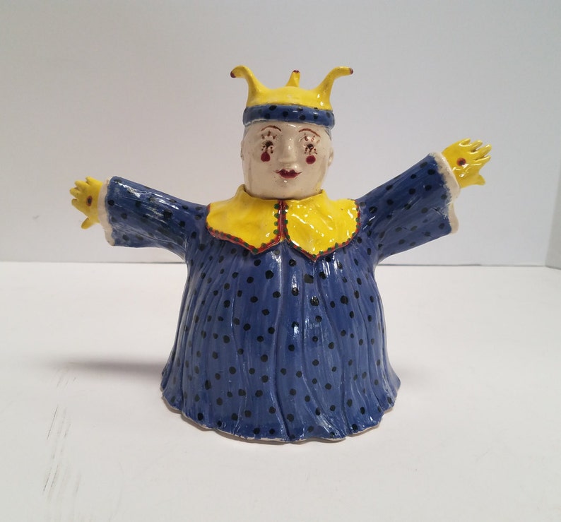 Handmade home decor signed by the artist Excellent condition Vintage Stoneware clown jester Tea Pot