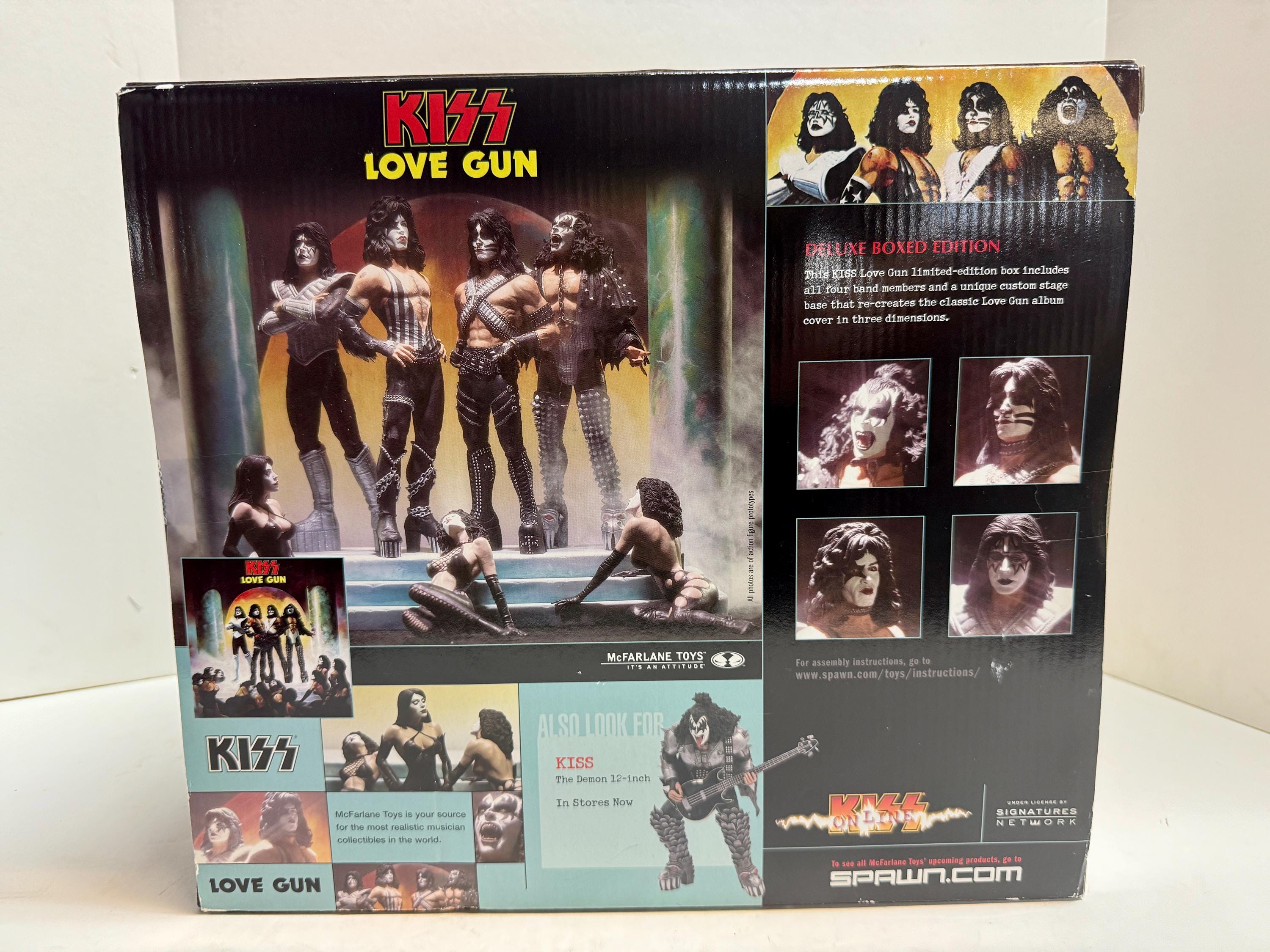 KISS LOVE GUN DELUXE BOXED EDITION フィギュア 2004 KISS Love Gun Deluxe Boxed Edition Figure Super Stage