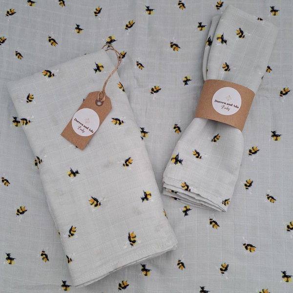 Baby Spucktuch Biene Mulltuch oder Swaddle von Doreen und Ada