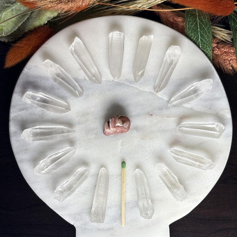 15 pieces Lemurian Seed Quartz Crystal Points
Weight: 53.72 grams
Material: Quartz 
Variety: Lemurian Seed Quartz Crystals 
Quantity: 15
Country of origin: Brazil
Ships from : USA