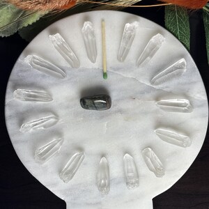 15 pieces Lemurian Seed Quartz Crystal Points
Weight: 41.17 grams
Material: Quartz 
Variety: Lemurian Seed Quartz Crystals 
Quantity: 15
Country of origin: Brazil
Ships from : USA